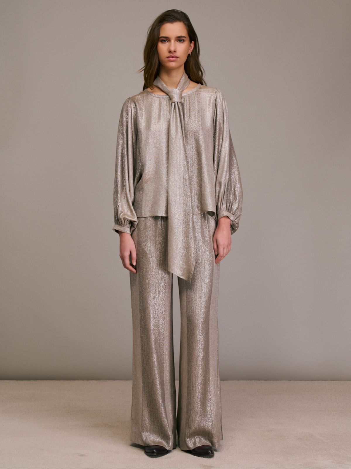 Tylea Metallic Top - Taupe