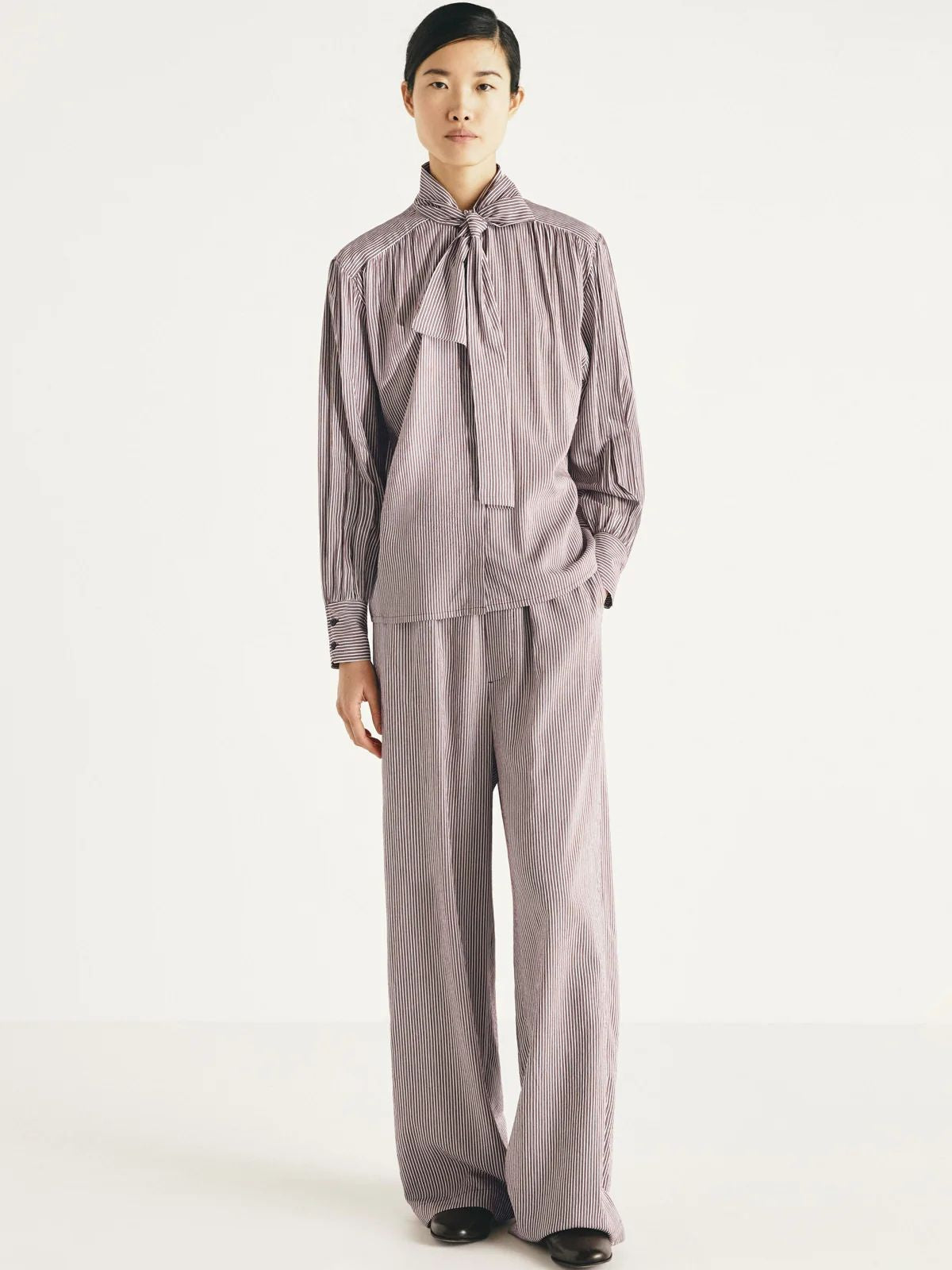 Gilot Bow Collar Shirt - Wine