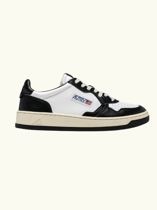 Medalist Low Trainer - Black