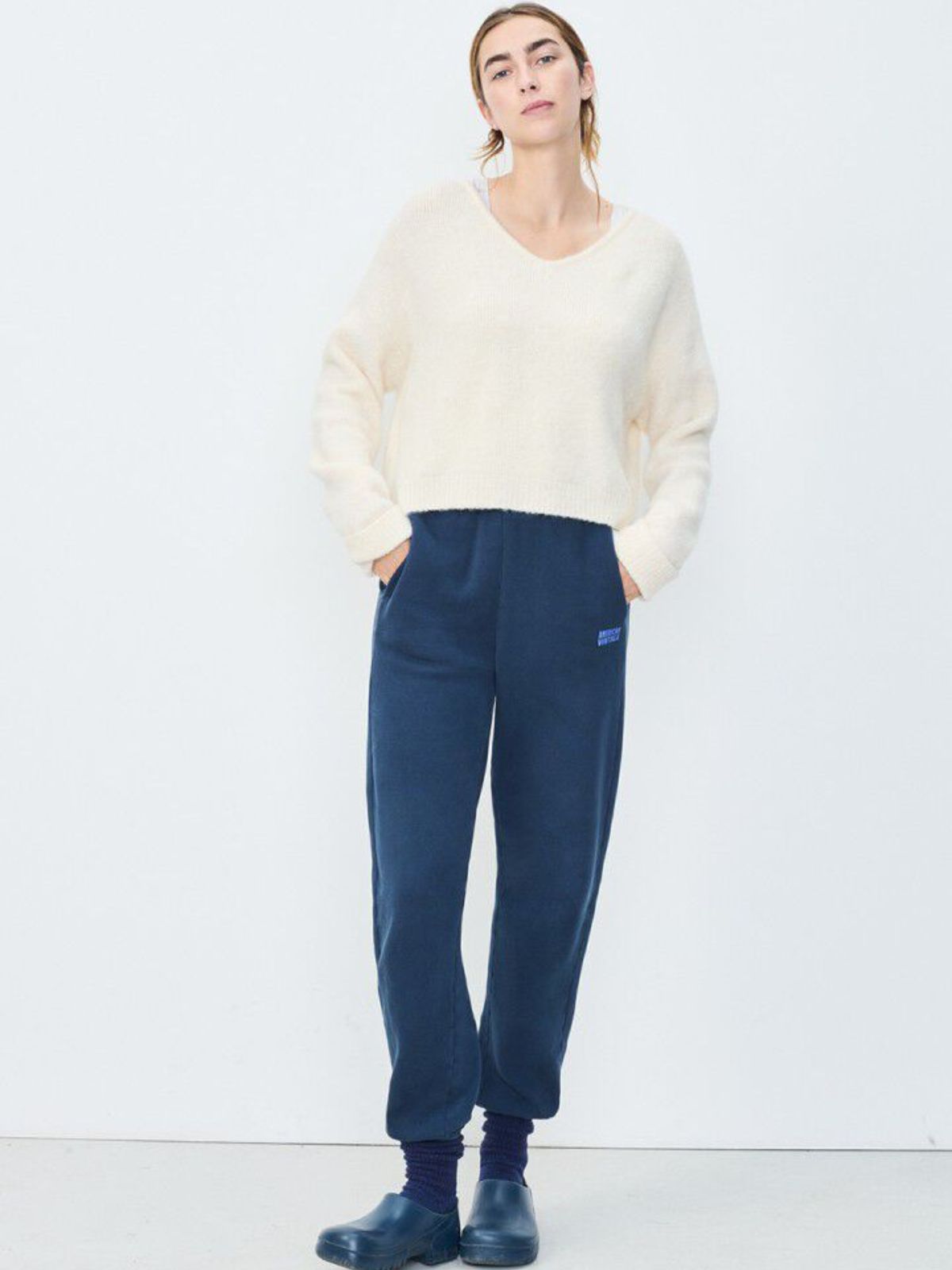 East V/Neck Jumper