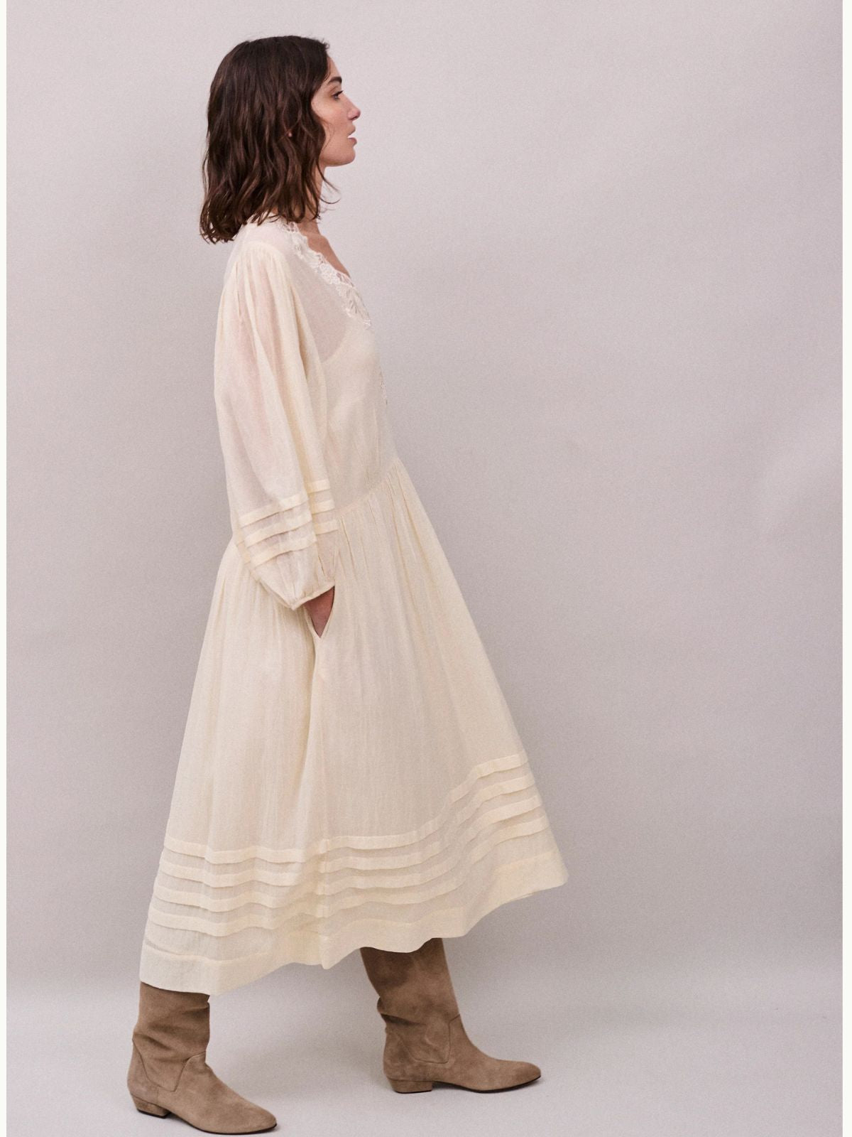 Eva Lace -Timmed Neckline Dress - Buttermilk