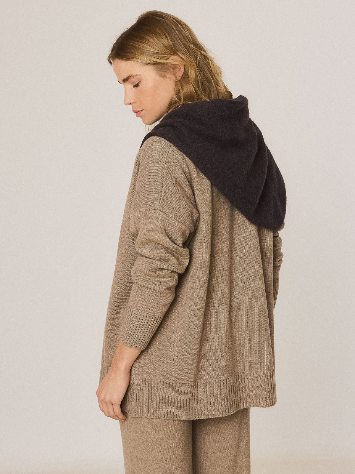 Knitted Shawl - Chocolate