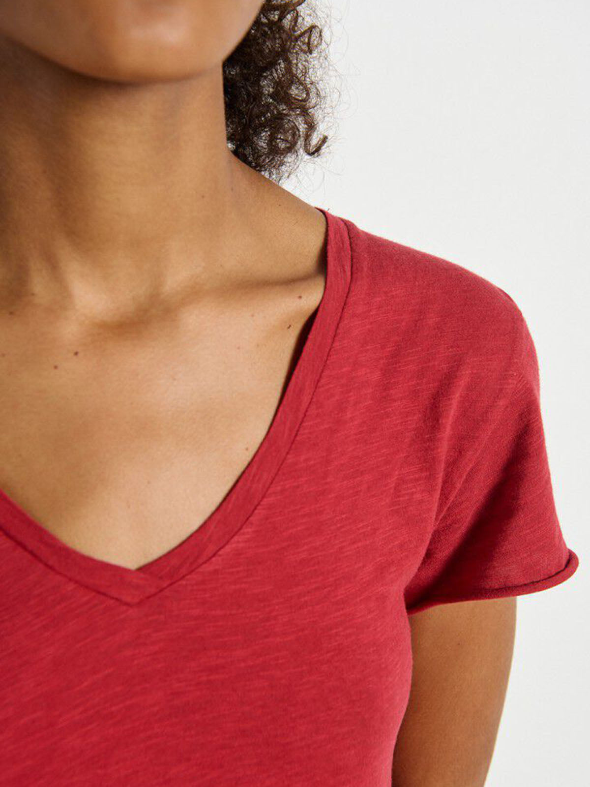 AMERICAN VINTAGE Jacksonville V Neck Red T-Shirt