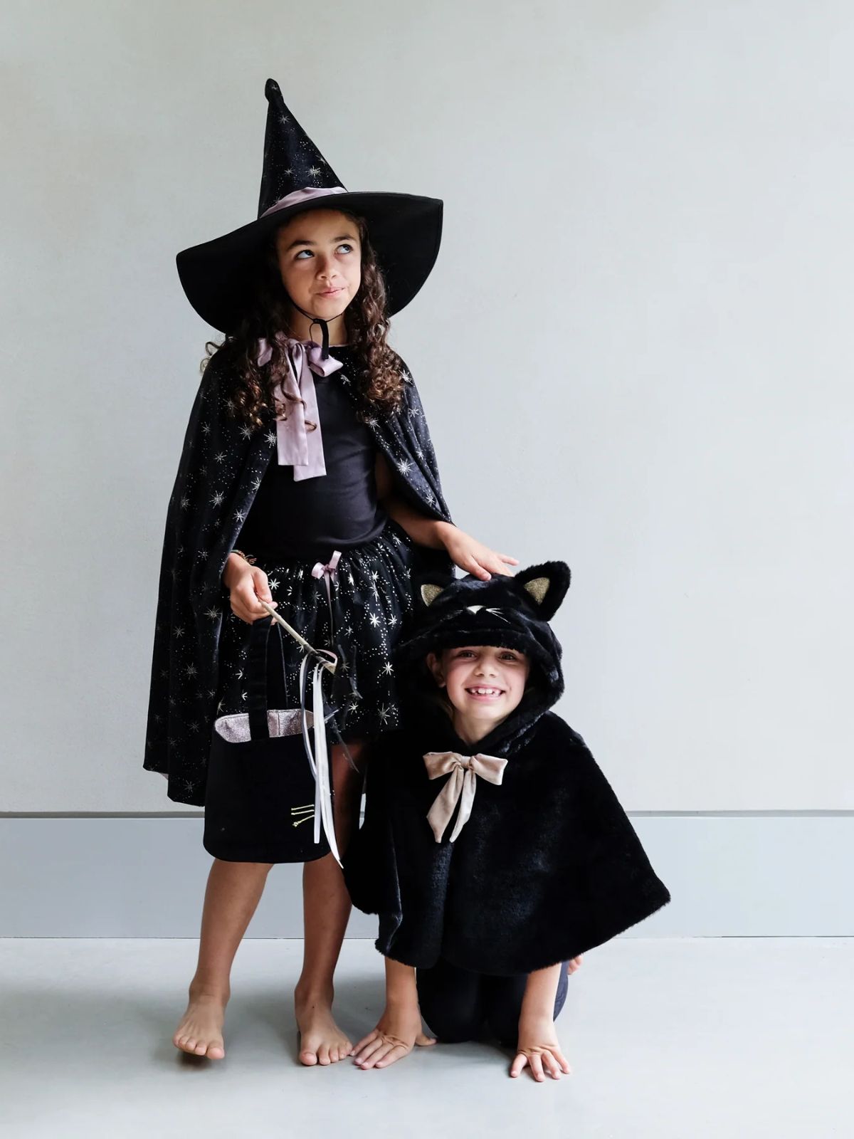 Cat Cape - Black