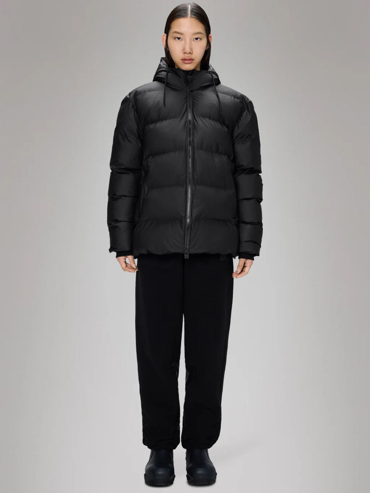 Alta Short Puffer Jacket- Black