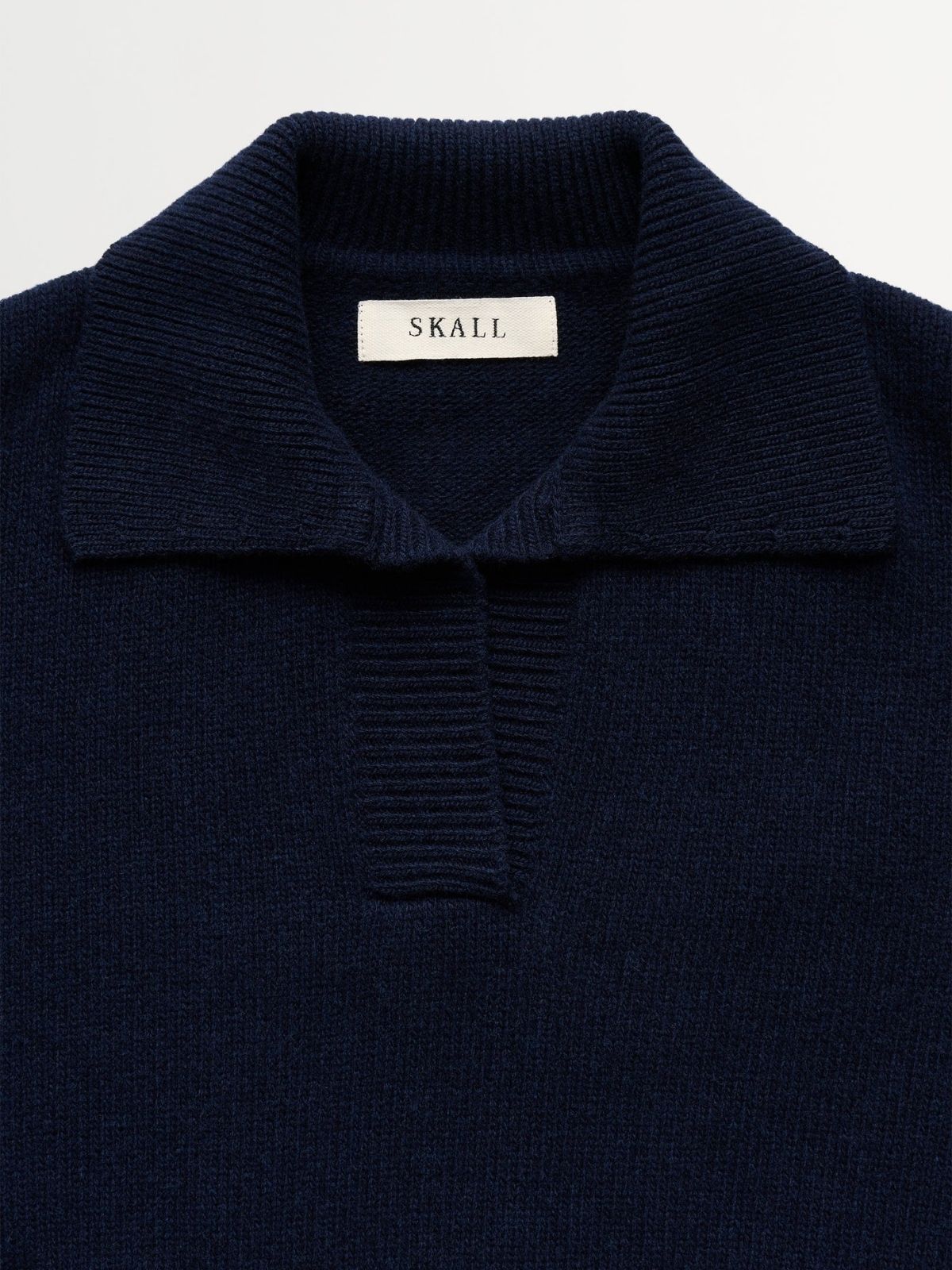 Dean V- Neck jumper - Navy