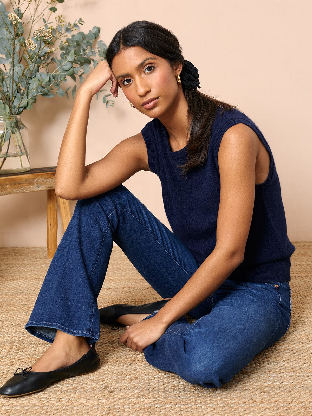 color:NAVY