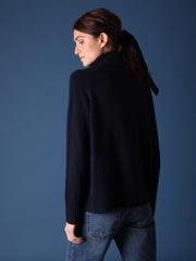 color:NAVY