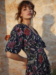 color:NAVY
