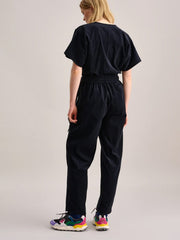 color:NAVY