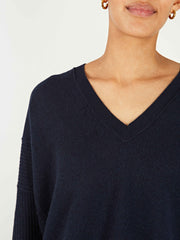 color:NAVY