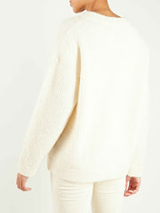 color:CREAM