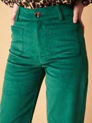 color:GREEN