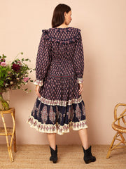 color:NAVY