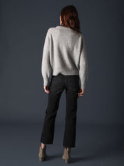 color:GREY
