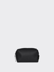 color:BLACK