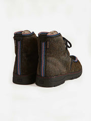 color:Anthracite