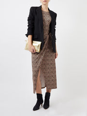 color:BROWN