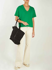 color:GREEN