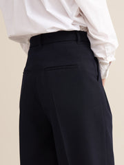 color:NAVY
