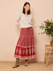 color:RED