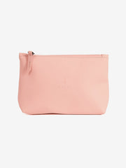 color:PINK