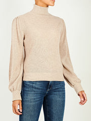color:BEIGE