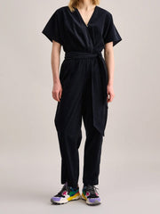 color:NAVY