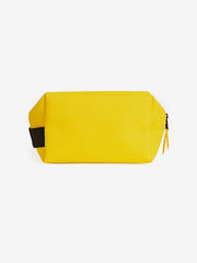 color:YELLOW