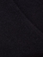 color:BLACK