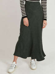 color:Green