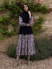 color:NAVY
