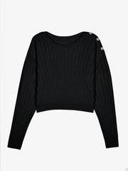 color:BLACK