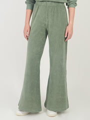 color:GREEN