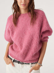 color:PINK