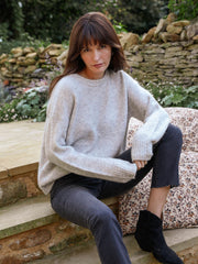 color:LIGHT GREY