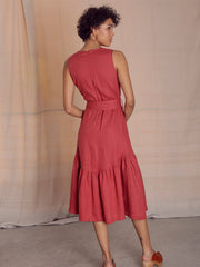 color:RED