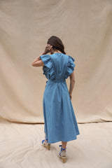 color:BLUE