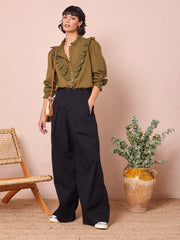 color:KHAKI