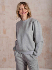 color:GREY