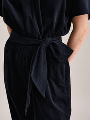 color:NAVY