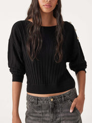 color:BLACK