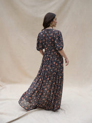 color:NAVY