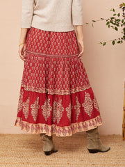 color:RED