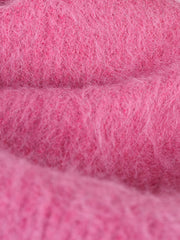 color:PINK