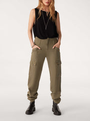 color:KHAKI