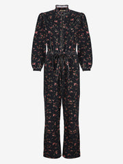 color:BLACK