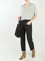 color:GREY
