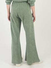 color:GREEN