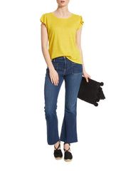 color:Yellow